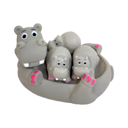 Csipogó vízilócsalád fürdőjáték