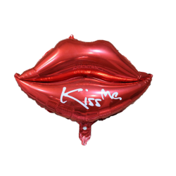 Kiss me száj alakú lufi 50x50cm